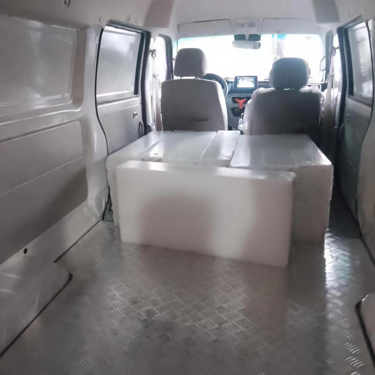 工业降温的大冰块-涪陵良臣制冰厂